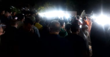 فيديو.. مصرع عروسين بعد 7 أيام من زواجهما.. تشييع الجنازة بالإسماعيلية