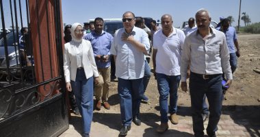محافظ أسيوط يتفقد محطتى رفع صرف صحى جزيرة قاو وغرب البدارى.. صور