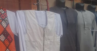 "فسحة ونزهة" فى شارع السوق السياحى أكبر شارع تجارى بأسوان.. صور