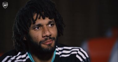 محمد الننى: هدفنا التتويج بالدوري الإنجليزي وسنتعلم من خيسوس