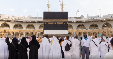 حجاج بيت الله يؤدون طواف الإفاضة فى أجواء مليئة بالسكينة والطمأنينة.. فيديو