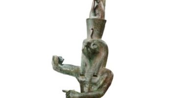 بيع تمثال حورس البرونزى فى مزاد كريستيز .. تعرف على سعره