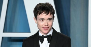 إليوت بيج بطل سلسلة The Umbrella Academy يكشف عن صورة جواز سفره