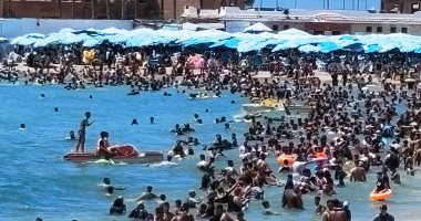 شواطئ مصر تستقبل المواطنين فى ثانى أيام عيد الأضحى المبارك