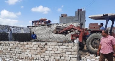 إزالة 13 حالة تعد فى الغربية وكفر الشيخ.. صور