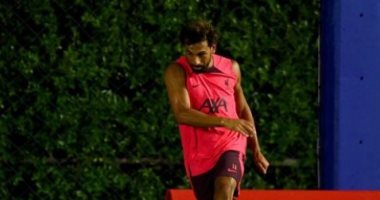 محمد صلاح ينشر صورا من مشاركته فى تدريبات ليفربول