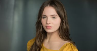 كونى جينكينز جريج أحدث المنضمات لمسلسل Queen Charlotte