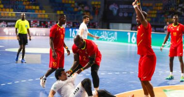 منتخب اليد يتقدم على الكاميرون 20 - 7 فى الشوط الأول بأمم أفريقيا.. صور