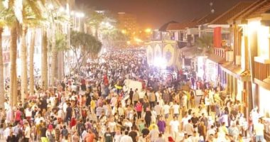 زحام برأس البر بثالث أيام العيد.. وإقبال كبير من المواطنين على اللسان.. صور