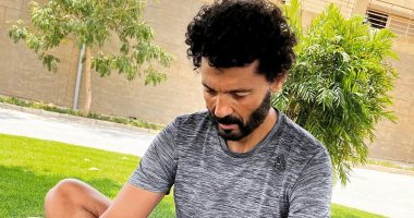 خالد النبوى يبدأ يومه بتمارين الصباح: كل سنة وأنتم وكل حبايبكم طيبين