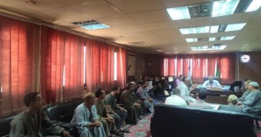 رئيس مدينة أشمون بالمنوفية يستجيب لمطالب المواطنين