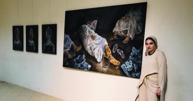 طلاب فنون جميلة المنصورة يدعمون الغارمات برؤية تشكيلية.. صور
