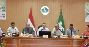 محافظ الشرقية يكلف رؤساء المراكز متابعة المواقف والالتزام بتطبيق التعريفة الجديدة