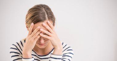 6 نصائح تساعدك تتعامل مع شعور الفقد.. "خذ وقتك فى الحزن"