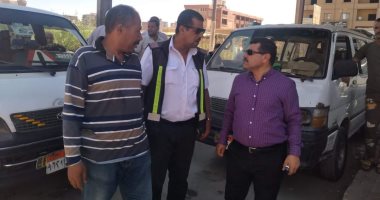 بنى سويف تواصل حملاتها لمتابعة التزام السائقين بالتعريفة الجديدة