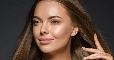 5 نصائح أساسية للعناية بالشعر الدهني في الصيف.. احذري السيشوار