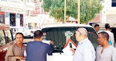 محافظ سوهاج يتابع انتظام العمل بمواقف السيارات