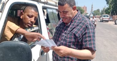 استمرار الحملات على المواقف للتأكد من التزام السائقين بالتعريفة الجديدة بأسيوط