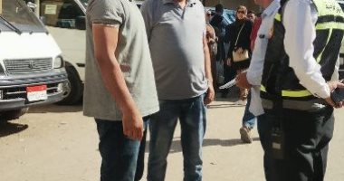 حملات على مواقف السيارات بالشرقية لمتابعة الالتزام بتعريفة الأجرة الجديدة 