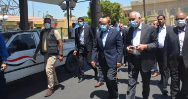 التنمية المحلية: سحب تراخيص 30 سيارة بالجيزة لعدم الالتزام بالتعريفة الجديدة