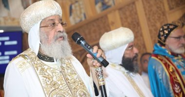 البابا تواضروس يصلى القداس الإلهى فى كنيسة عذراء الزيتون بفيينا