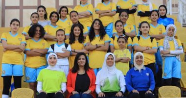 فتيات الكرة النسائية بالإسماعيلي يؤازرن الفريق في ودية سيمبا التنزاني