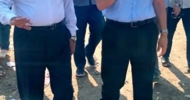 محافظ الشرقية يتفقد نقطة الوسيطة بالغار ويشدد على زيادة الوريادت لرفع المخلفات 