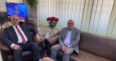 محافظ بورسعيد يلتقى رئيس الهيئة العامة لتعاونيات البناء والإسكان