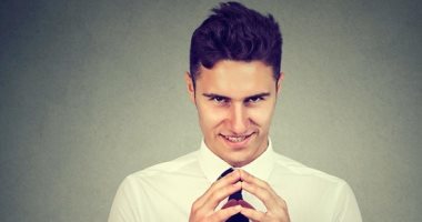 4 أنواع من الشخصيات السامة يجب تجنبها.. سيخرجون أسوأ ما فيك