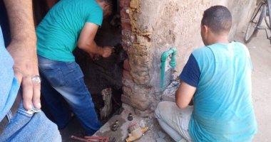 إخلاء منزل يمثل خطورة داهمة على المواطنين بمدينة طلخا في الدقهلية.. صور