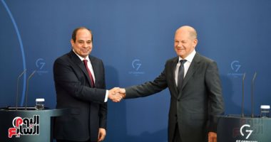 الرئيس السيسى خلال مؤتمر صحفى مع المستشار الألماني: تغير المناخ التحدى الأبرز للإنسانية.. ملتزمون بالمضى قدما لتعزيز الشراكة مع برلين.. الرئيس لصحفي ألماني طرح سؤالا عن حقوق الإنسان: تعالى شوف بنفسك