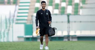 غريب يطلب الرحيل عن الأهلي السعودي بعد الهبوط للدرجة الثانية 