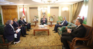 وزير التعليم العالى يبحث سُبل تعزيز التعاون مع مُنظمة الألكسو