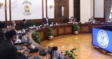 رئيس الوزراء يتابع تكليفات الرئيس بإنشاء 200 ألف وحدة سكنية بالقاهرة الكبرى.. صور