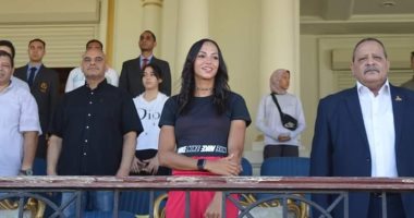 الشباب والرياضة تكرم بسنت حميدة بطلة ألعاب القوى باستاد الإسكندرية