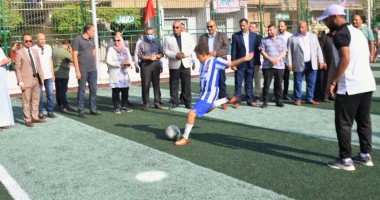 محافظ الغربية يفتتح 4 ملاعب خماسية بالسنطة بتكلفة 1.8 مليون جنيه .. صور