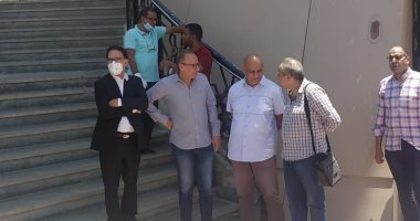 بدء وصول وفود رؤساء قطاعات الثقافة على مسجد الشرطة استعدادا لجنازة أحمد مرسي