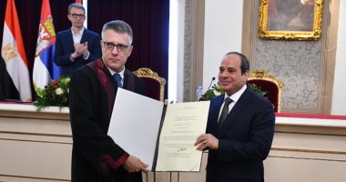 جامعة بلجراد تمنح الرئيس درجة الدكتوراه الفخرية ..الرئيس السيسى: التكريم موجه للشعب المصري الشريك الأساسي فى الإنجازات.. و ندعو لتعزيز جهود إخلاء منطقة الشرق الأوسط من أسلحة الدمار الشامل 