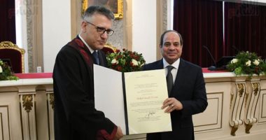 جامعة بلجراد تمنح الرئيس السيسى درجة الدكتوراه الفخرية لدوره فى قيادة مصر خلال فترة عصيبة 