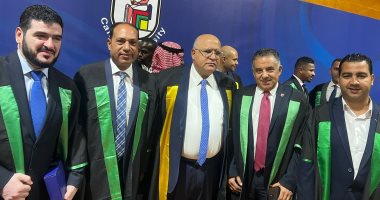تخرج ثلاثى السباحة من برنامج الفيفا للدراسات فى الإدارة الرياضية