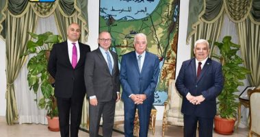 محافظ جنوب سيناء يلتقى سفير كندا فى إطار التنسيق لاستضافة قمة المناخ