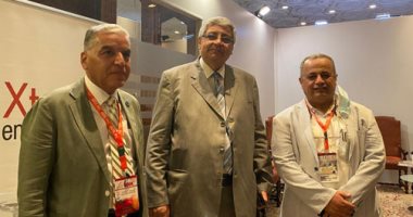رئيس هيئة الشراء الموحد: مصر لم تعانى من نقص بأجهزة التنفس الصناعي.. صور