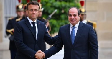 بدء مباحثات قمة بين الرئيسين السيسي وماكرون بقصر الإليزيه