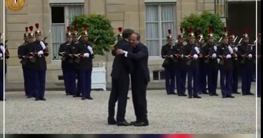 تليفزيون اليوم السابع يستعرض تفاصيل لقاء الرئيس السيسى وماكرون بقصر الإليزيه ..فيديو