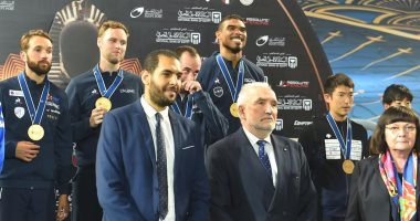 فرنسا تتوج بذهبية فرق الرجال لسلاح سيف المبارزة ببطولة العالم في القاهرة