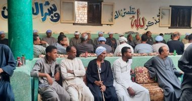 جلسة صلح بين عائلتى "الشنينات" و"على محمود" بالناصرية فى الأقصر.. صور