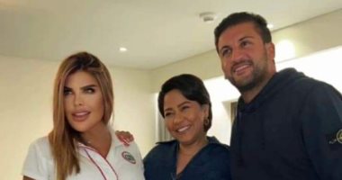 أحدث صور لـ شيرين عبد الوهاب.. وتعلق: أغلى الناس على قلبى