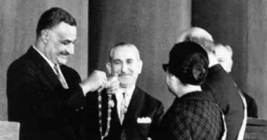 في ذكرى ثورة يوليو.. ننشر 50 صورة توضح العلاقة القوية بين ناصر والفنانين