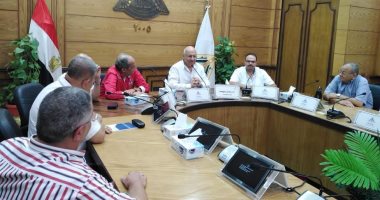 رئيس جامعة بنها يتابع خطط إنشاء مشروعات الجامعة موجهًا بزيادة سرعة التنفيذ