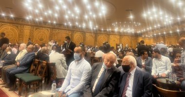 توافد المثقفين على عزاء رائد الأدب الشعبي الدكتور أحمد مرسى بالشيخ زايد